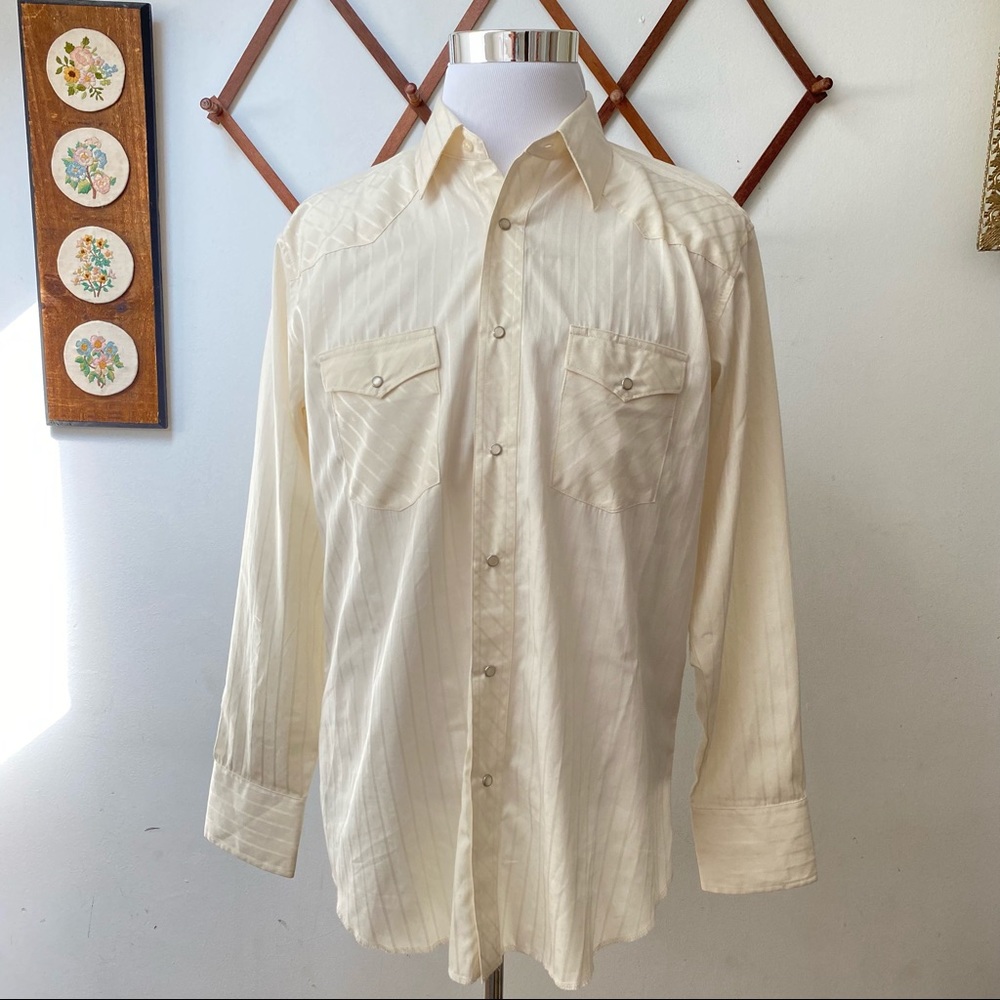 Wrangler Cream Casual Button Down Shirt Snap Pearl Wester wear.